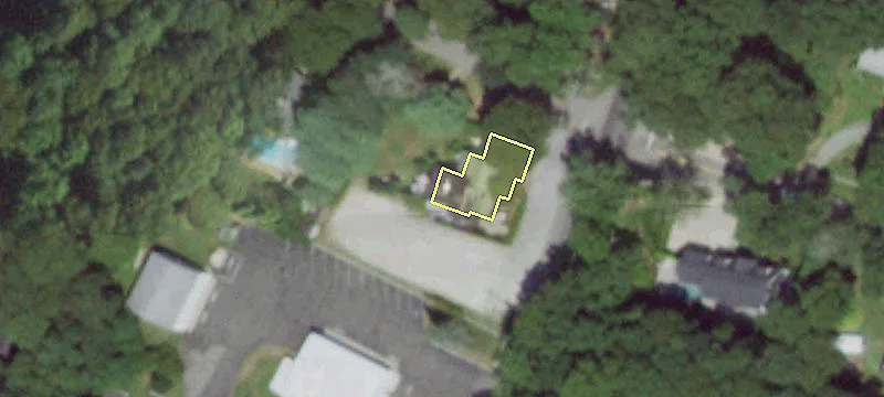 1271 Noyack Rd