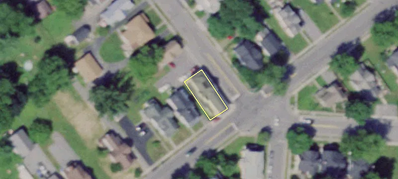 400 Massey St