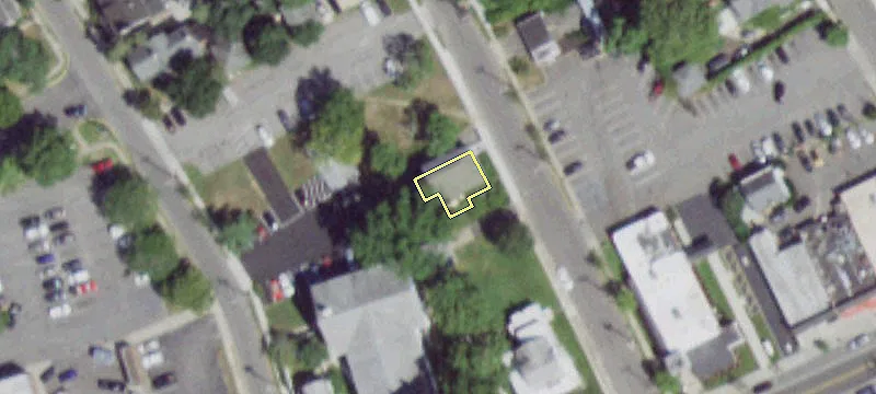 123 Maple Ave