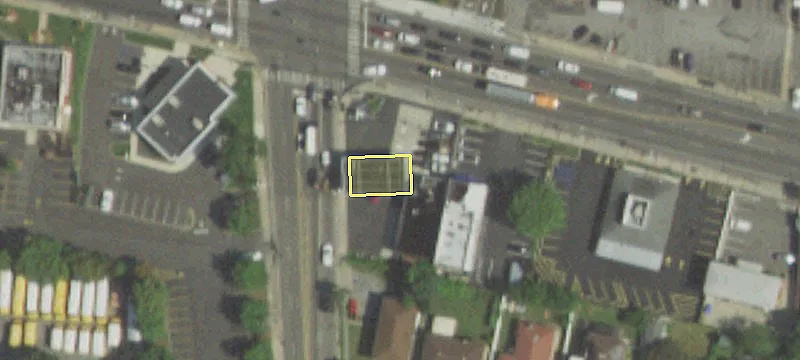 579 Hempstead Tpke