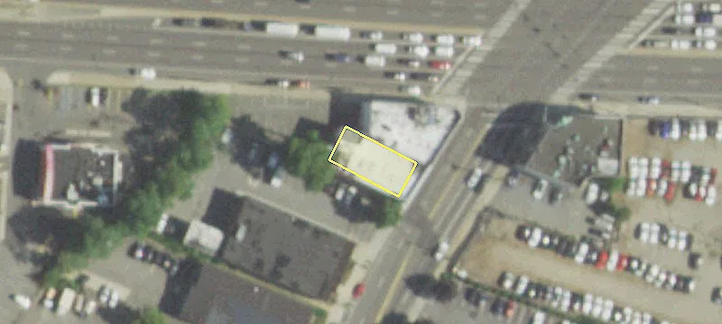 1315 Grand Ave