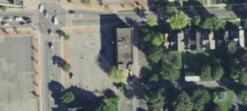 85 Ave E St