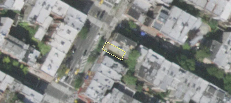 676 9th Ave