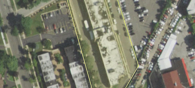 230 Hilton Ave Ste, Unit 105