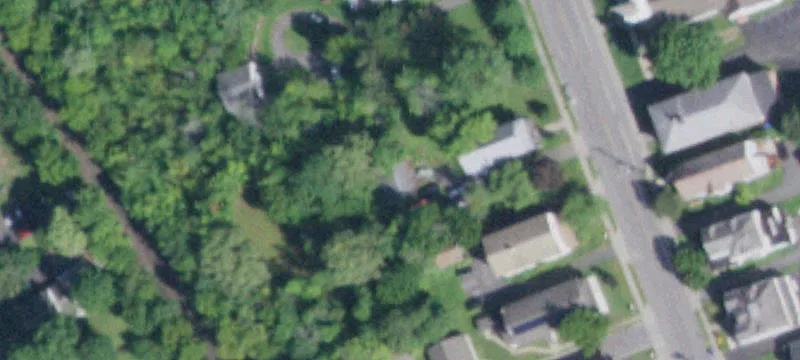 135 Maple Ave