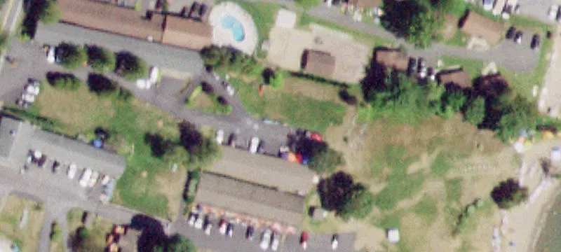 3932 Lk Shr Dr