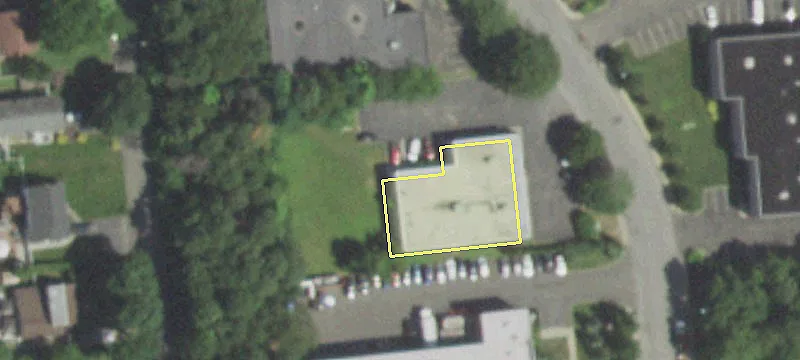 120 Raynor Ave