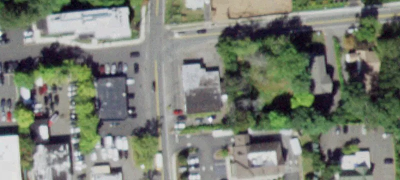 48 Remsen Ave