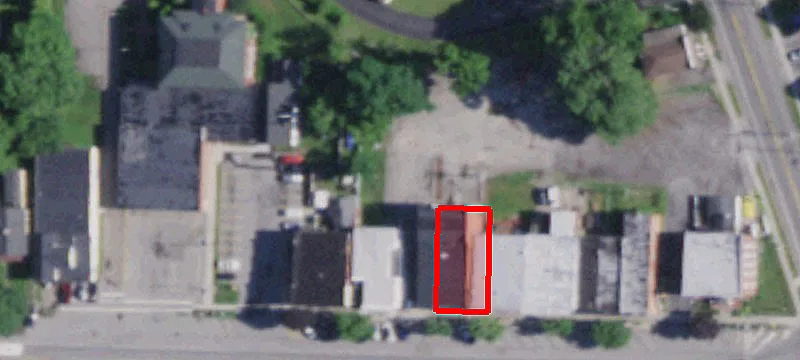 3105 Main St
