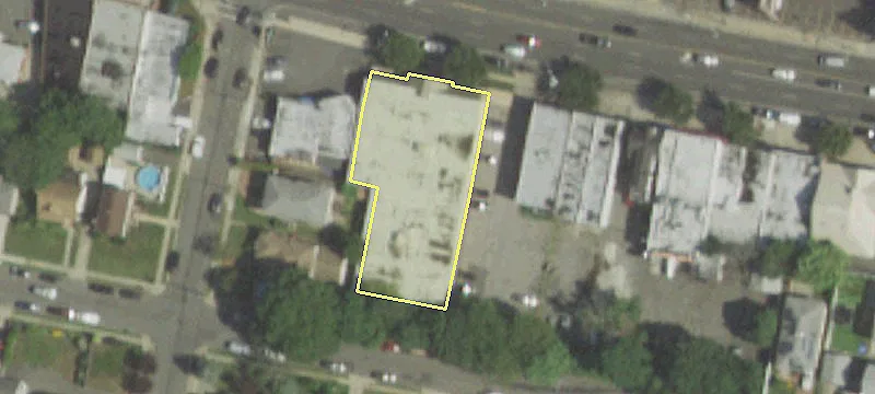 525 Hempstead Tpke