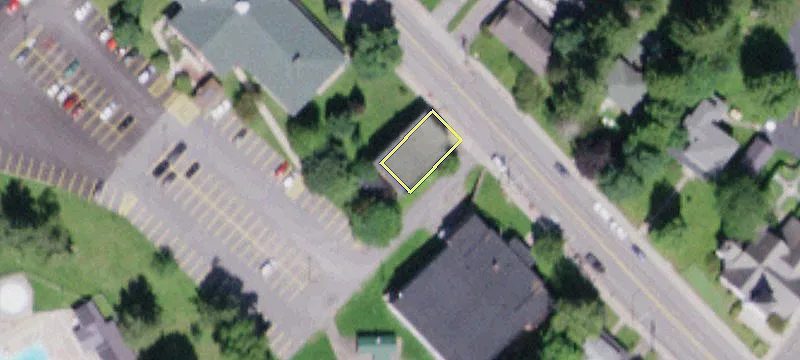 119 Main St