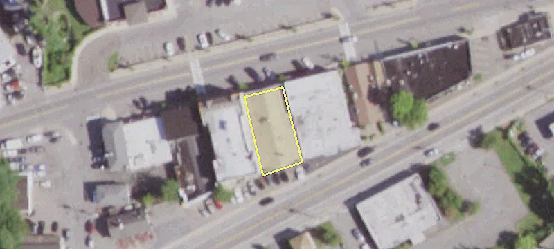956-960 Lk Blvd