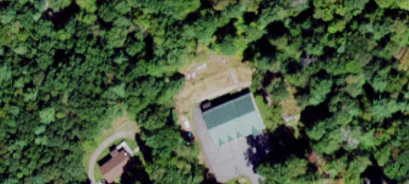 17 Collins Rd
