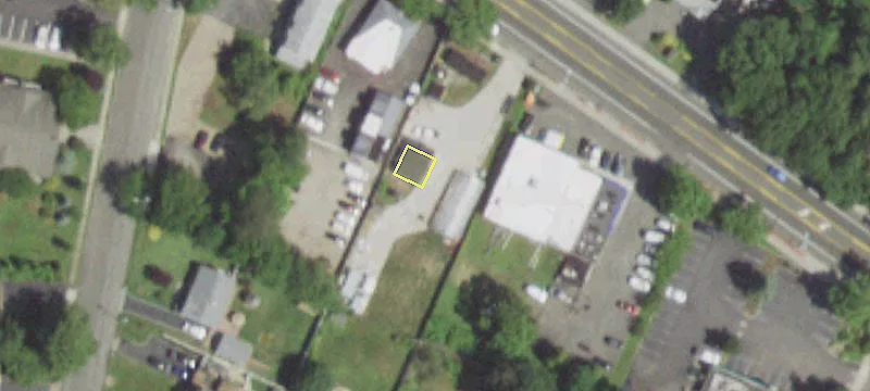 1392 Montauk Hwy