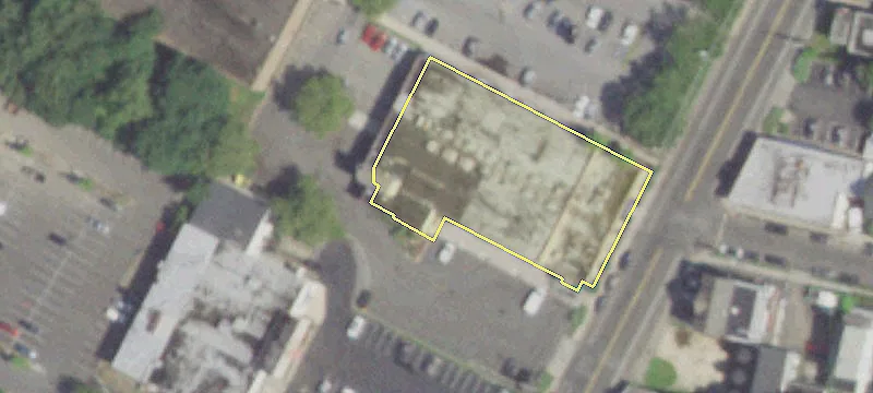 140 Midland Ave