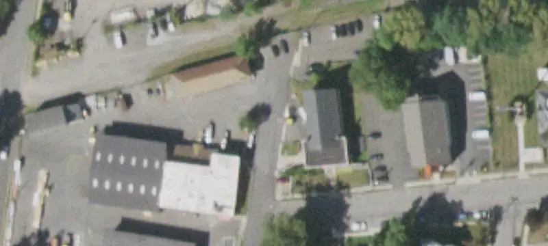 2 Chestnut St