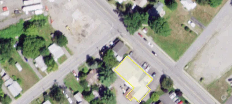 3951 Main St