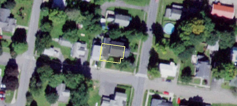 200 Maple Ave