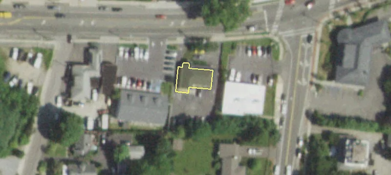 250 Main St