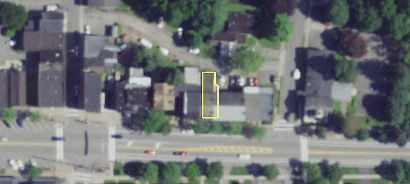 325 Main St