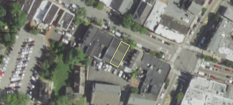 21-25 Audrey Ave