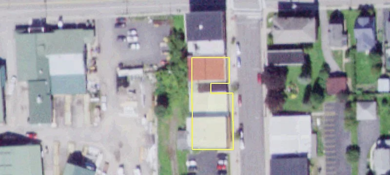 1553 Main St