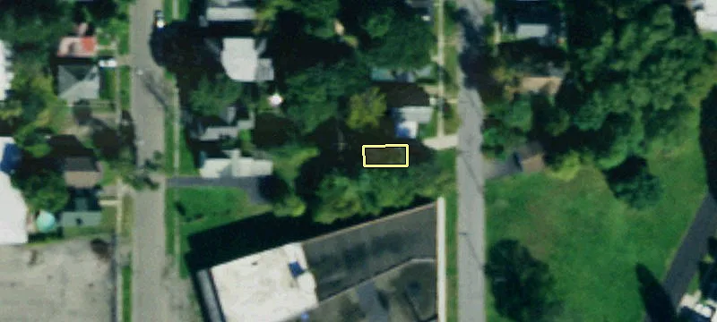228 Barry St