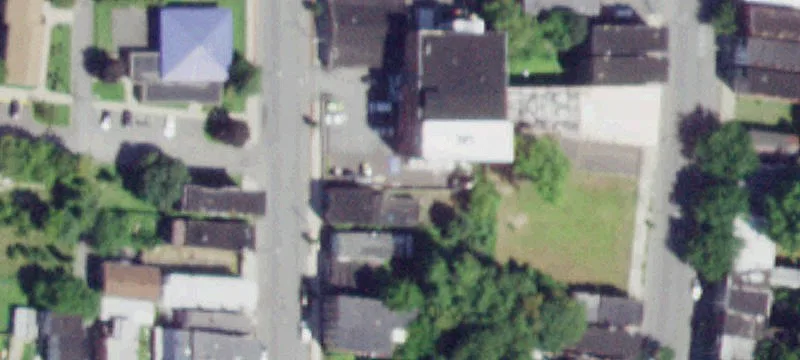 844 Riv St