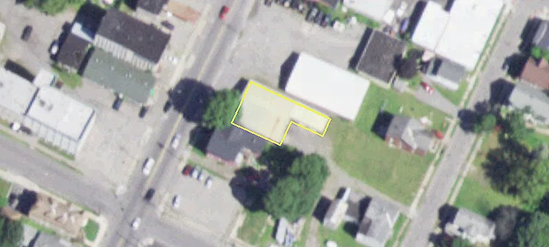 121 Main St