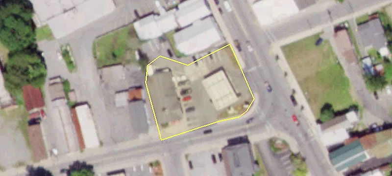 132 Main St