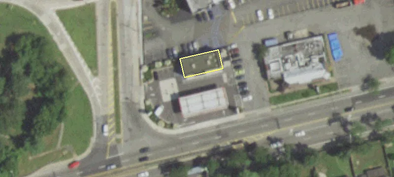 620 Old Country Rd