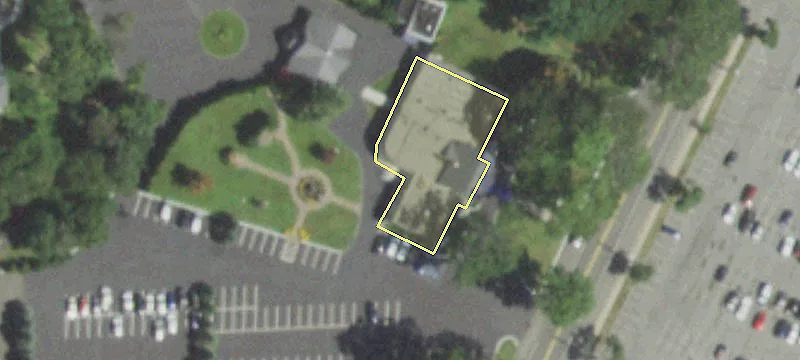 132 Ronkonkoma Ave