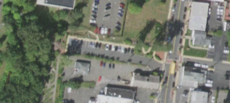 37 Main St