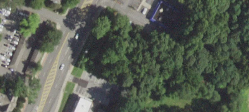 558 Central Park Ave