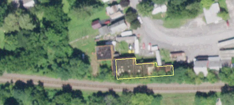 123 France Ln