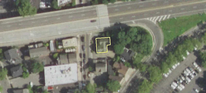 22 Bryant Ave