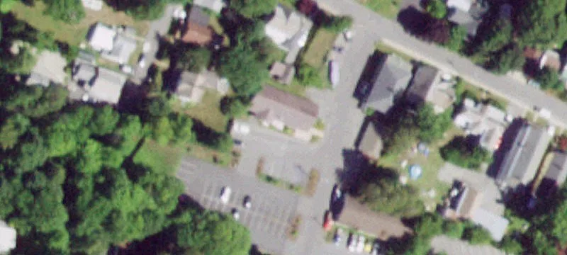 11 Cross St