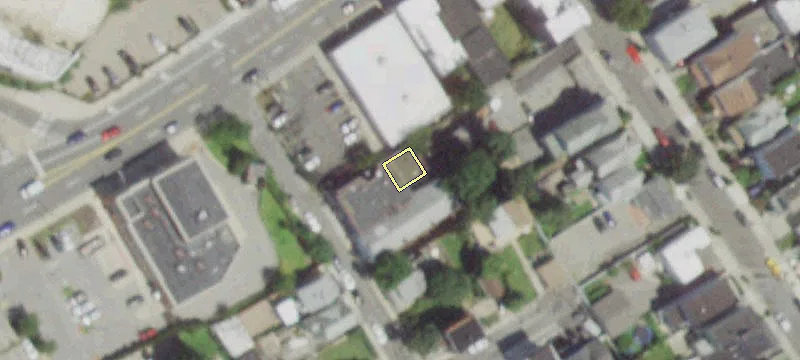 12 Russell Ave
