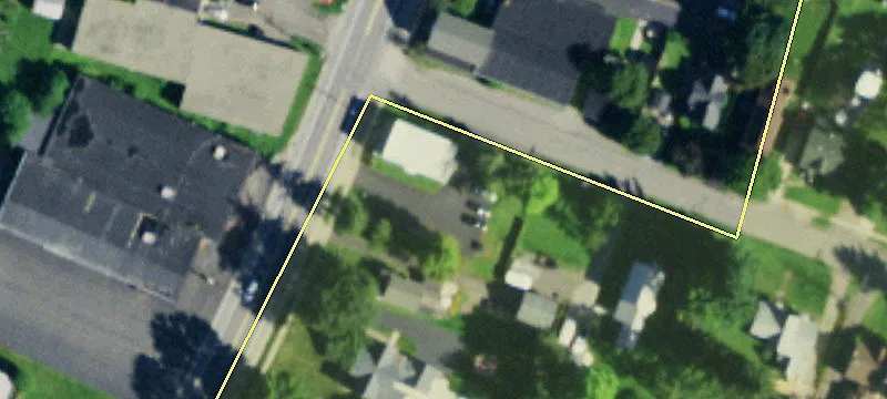 8711 Main St