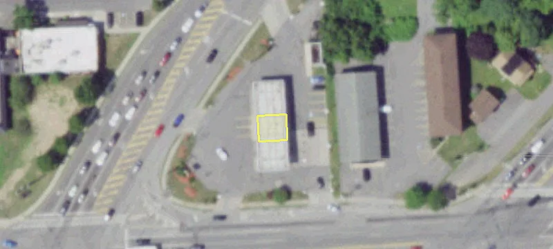 711 Main St
