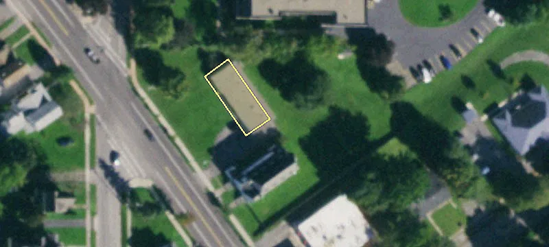 13-15 Main St