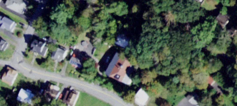 48 Uppr Main St