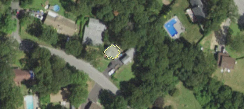 27 Fisk Rd