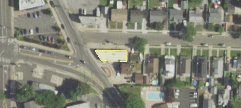 13 12th Brower Ave
