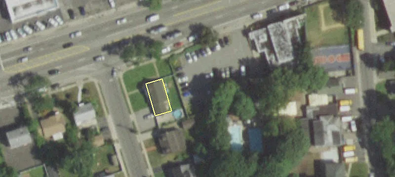 311 Old Country Rd