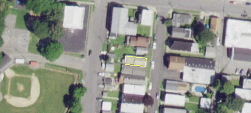 2429 4th Ave