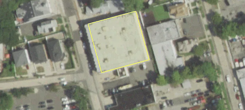 170 Earle Ave