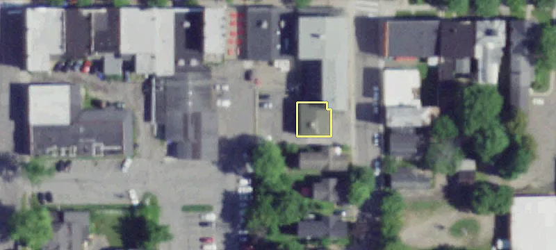 240 12th E Main St