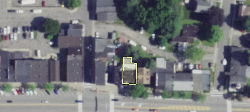 307 Main St