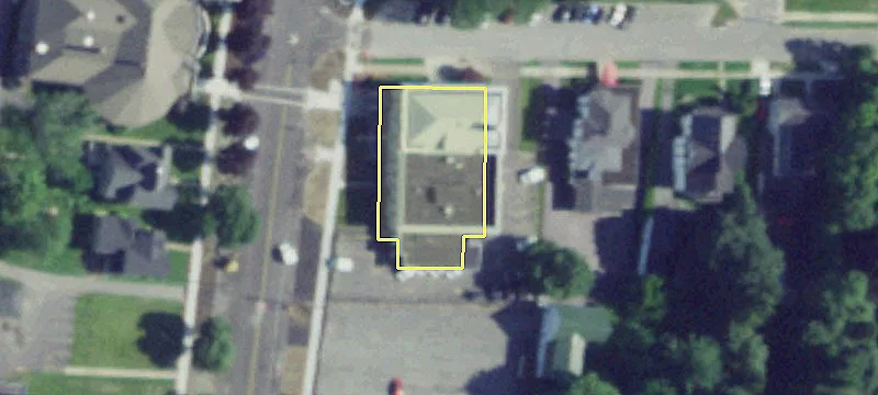 300 Main St